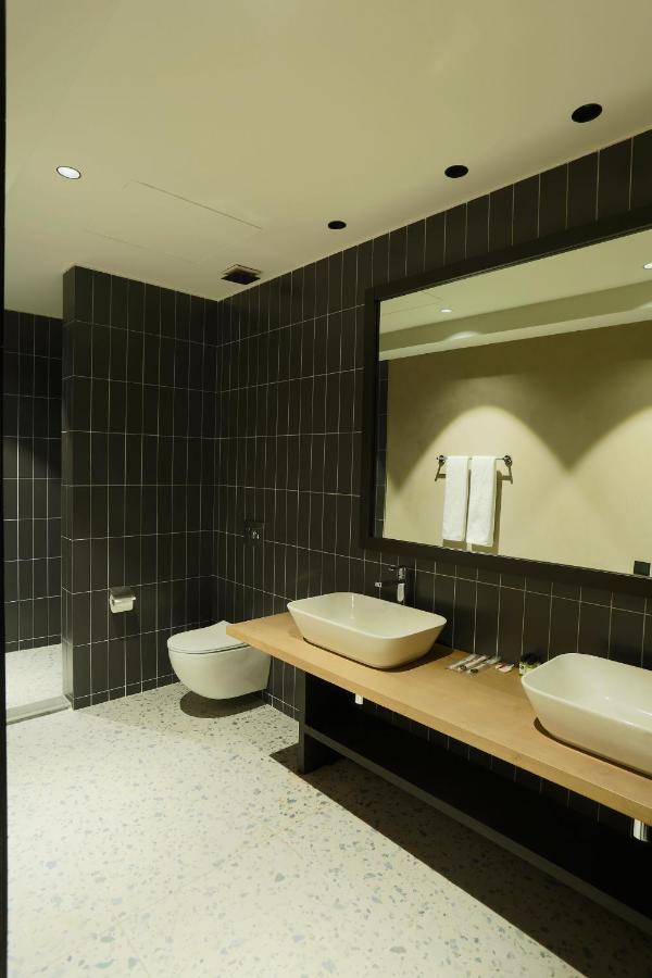 Hotel Zeg Τυφλίδα Εξωτερικό φωτογραφία
